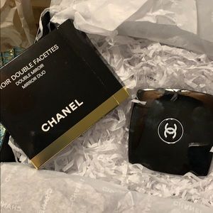 Double mirror Chanel